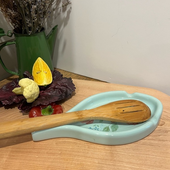 💚 Vintage Floral Spoon Rest – Signed 1966 - Picture 1 of 6